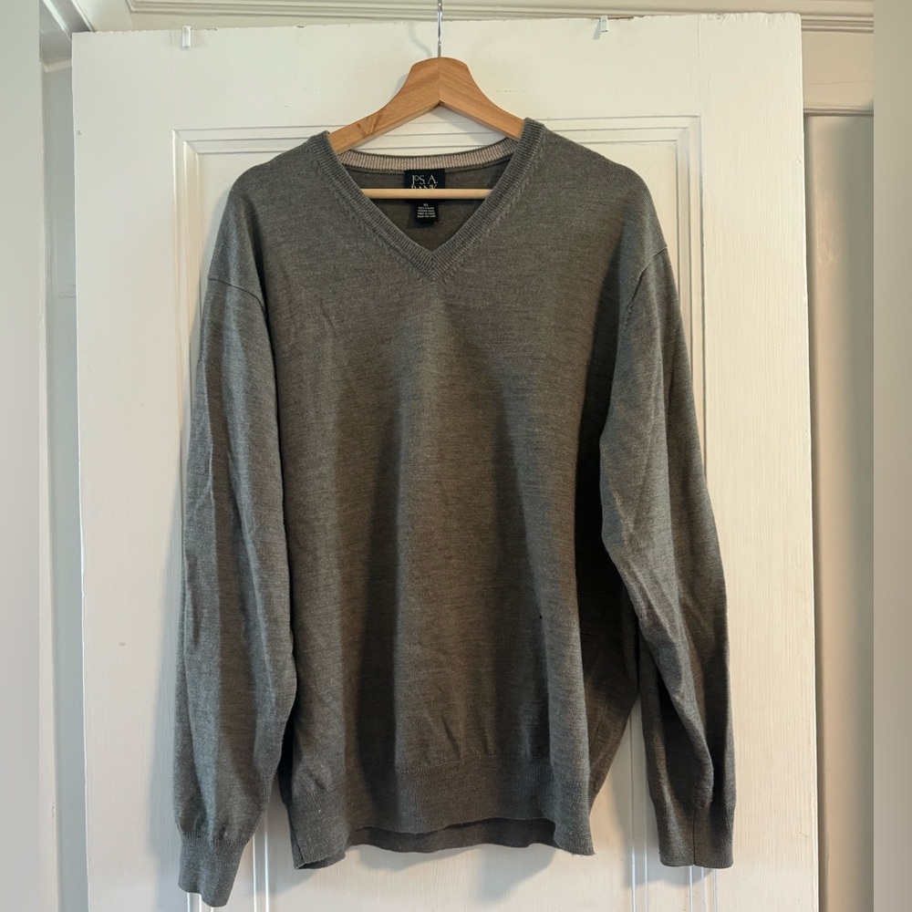 Jos. A Bank grey sweater